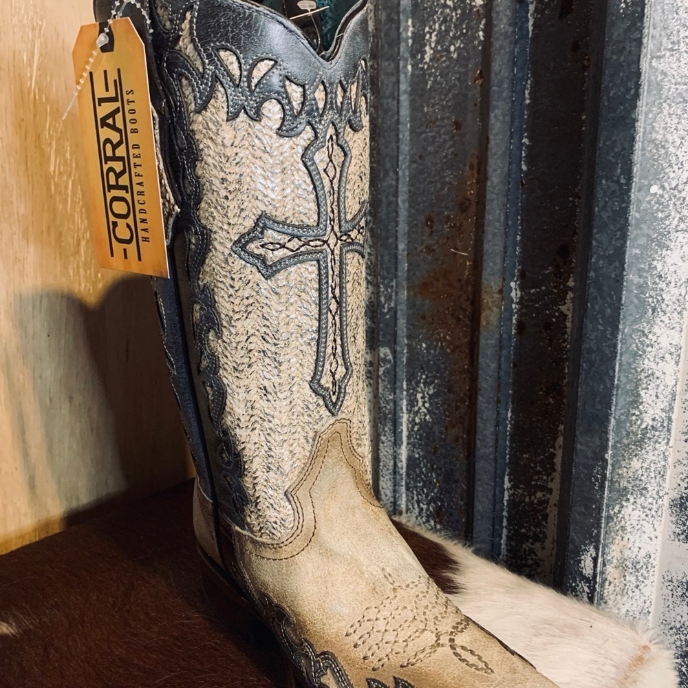 Corral Western Boots with Cross Design